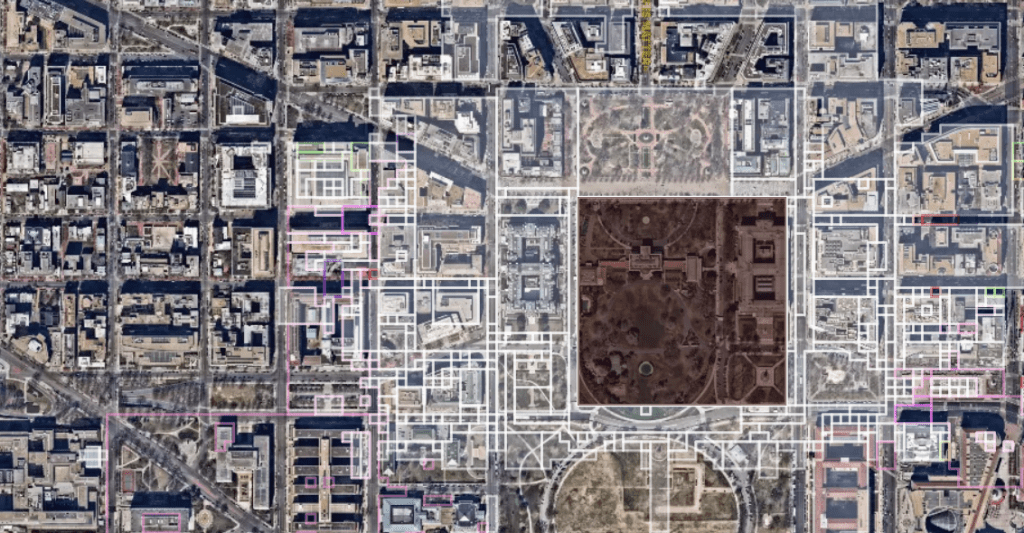 Most expensive property in Earth 2: the White House in Washington DC (529 tiles)